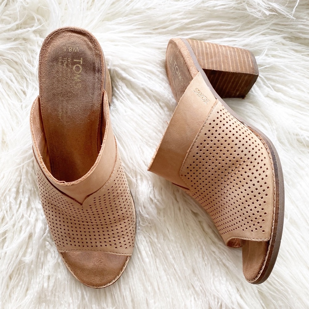 TOMS tan "Majorica" peep toe heeled mules - Picture 1 of 14